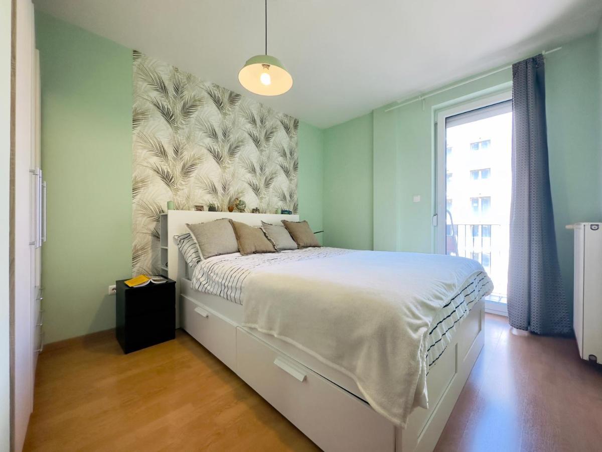 Corvin City Apartment - Free Parking- Budapesta Exterior foto