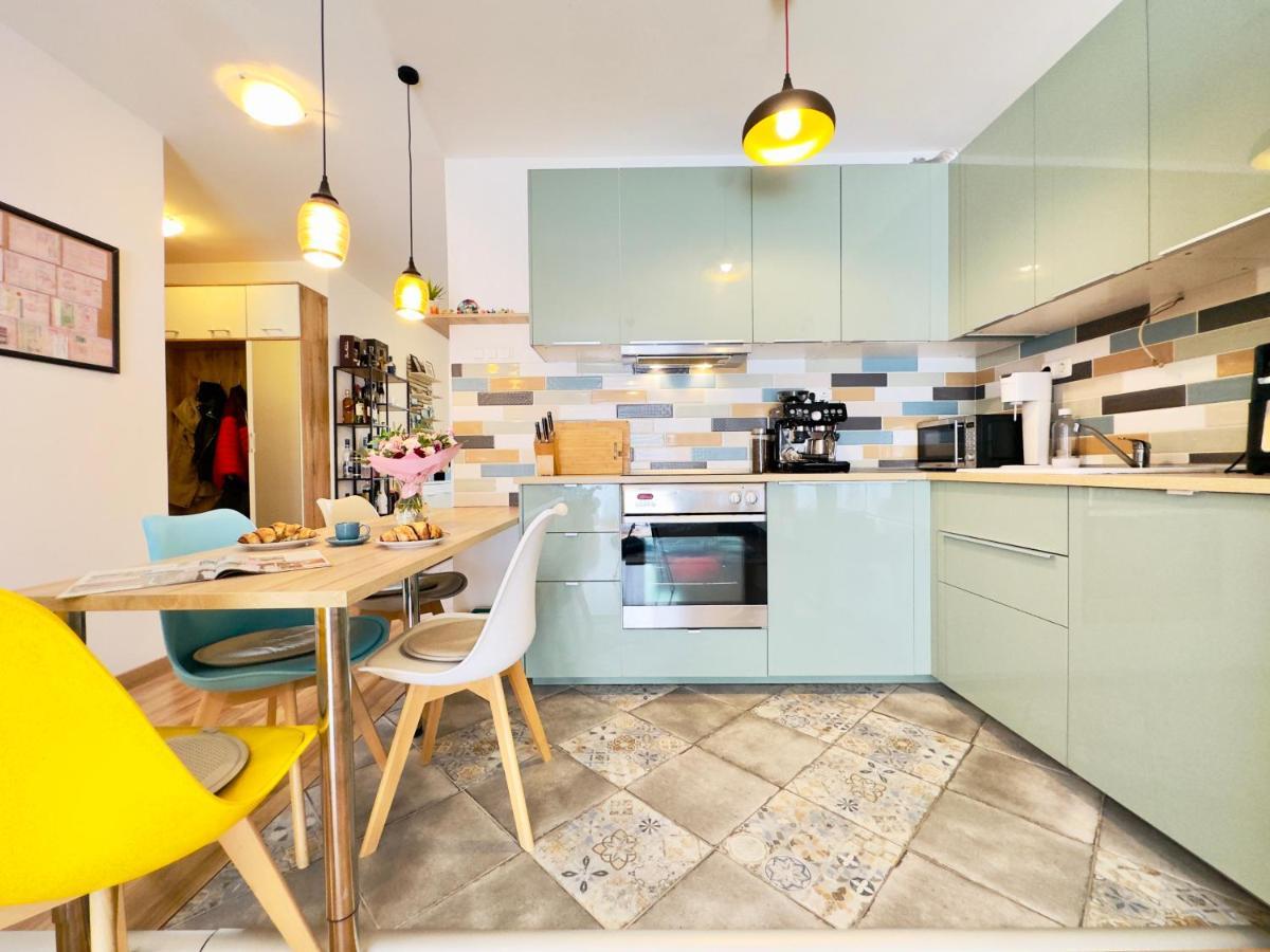 Corvin City Apartment - Free Parking- Budapesta Exterior foto
